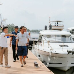 Mua bán du thuyền cũ